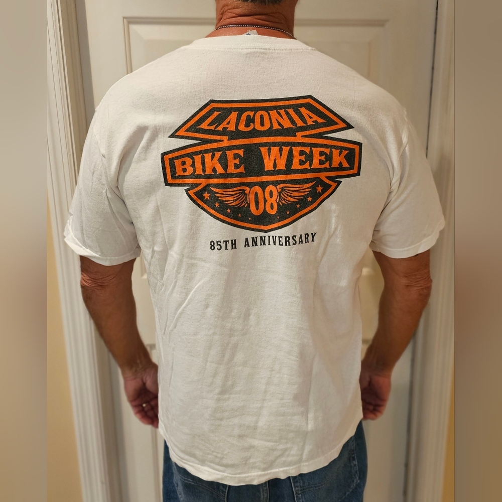 LACONIA Bike Week Bikers T-Shirt in XL. White